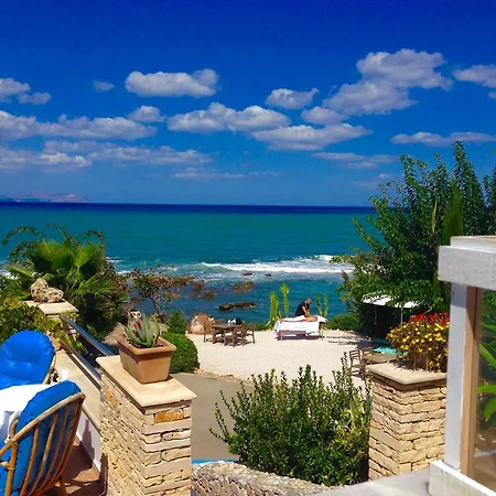 Kanakis Blue Apart-hotel